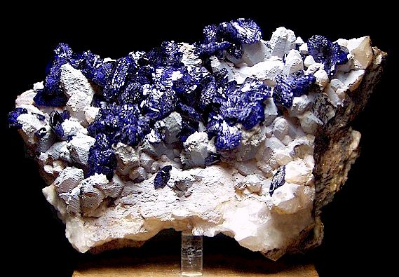 TUC139mexazurite2.jpg (71507 bytes)