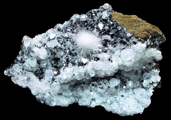 Tucson2008-12ORzeolite.jpg (107570 bytes)