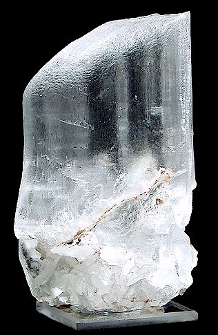 TUC2004-437utahselenite.jpg (43034 bytes)